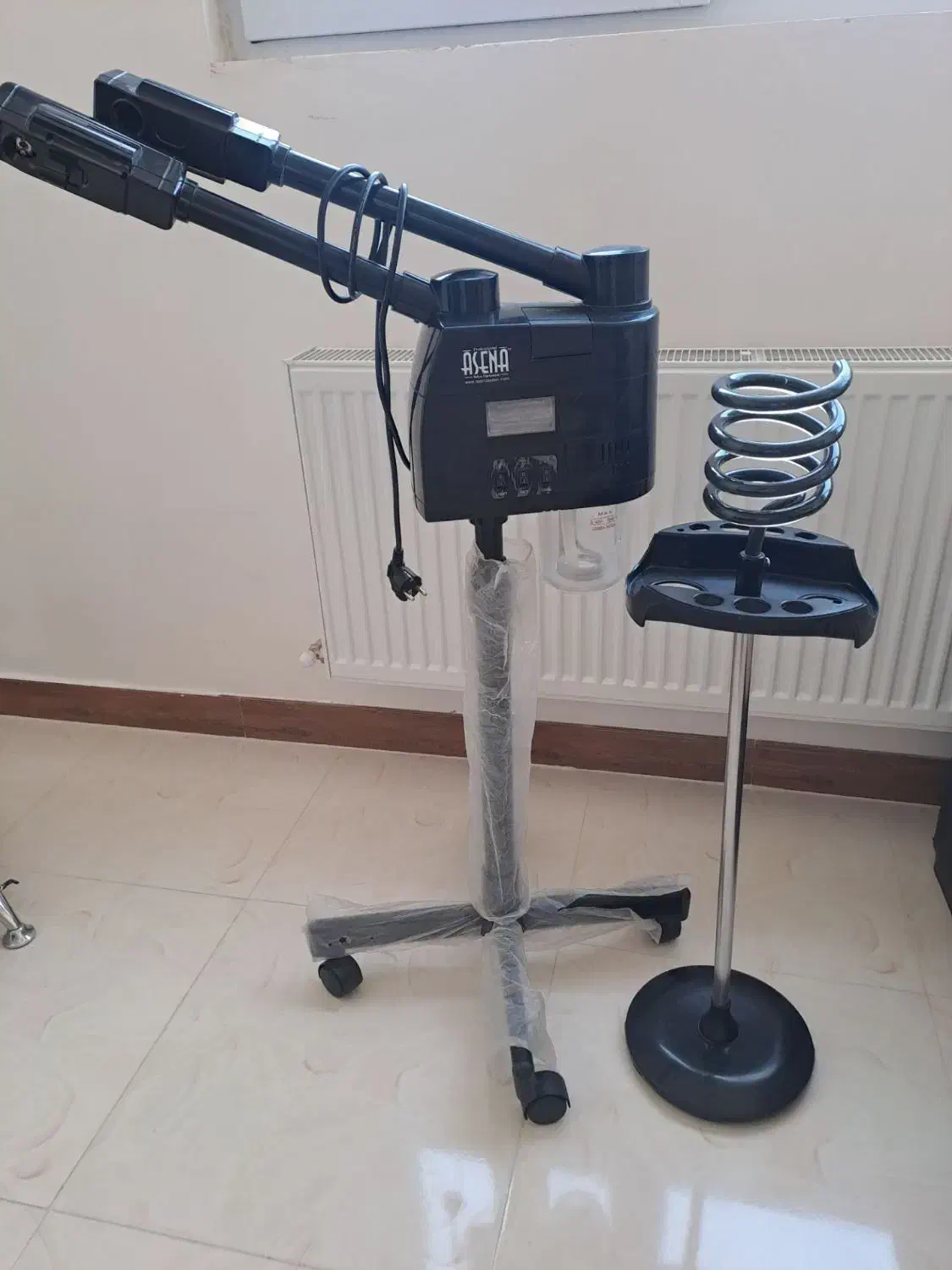 دستگاه بخور و استند سشوار|آرایشگاه و سالنهای زیبایی|میانه, |دیوار