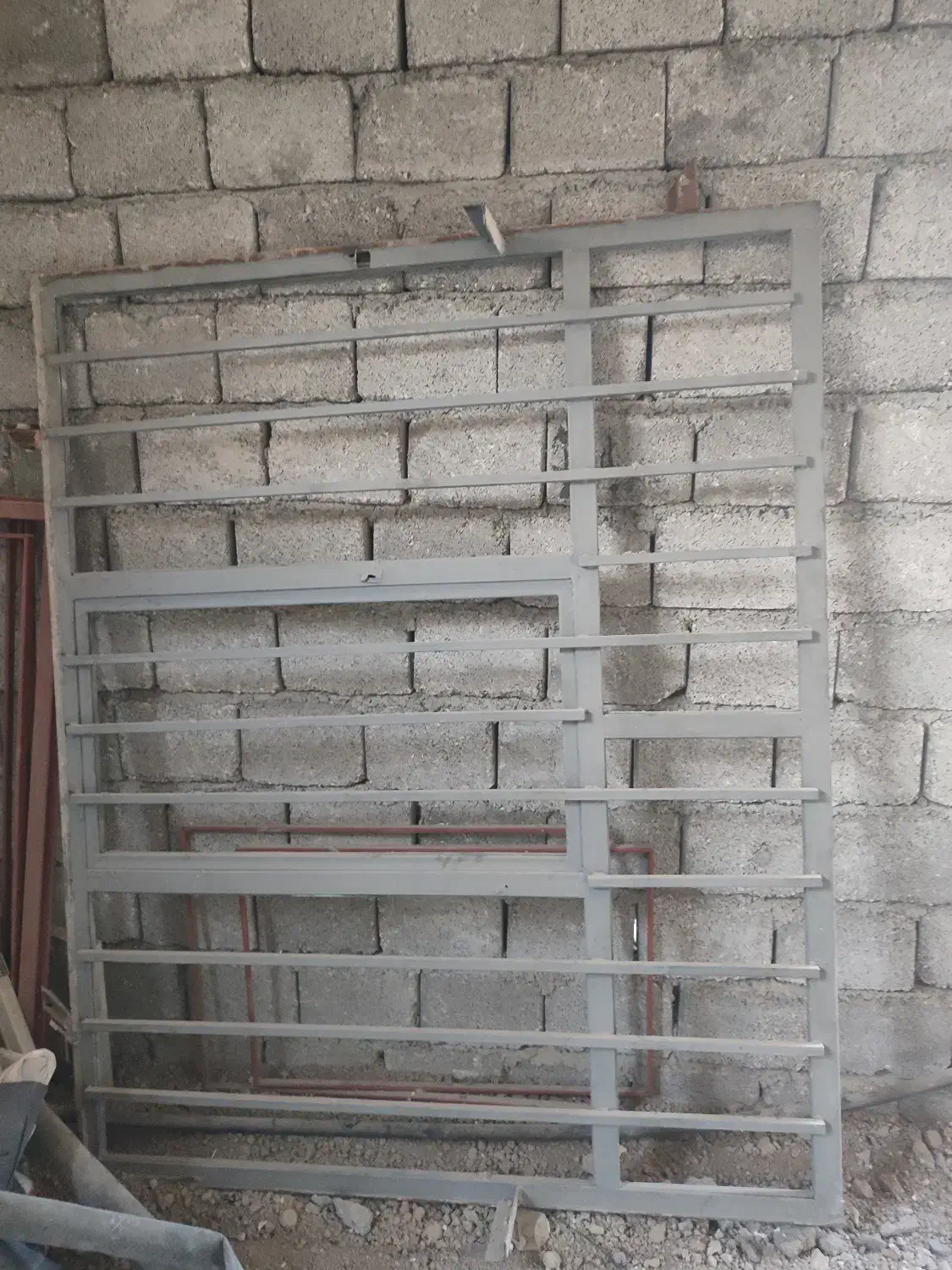 درب و پنجره فلزی|مصالح و تجهیزات ساختمان|فلاورجان, |دیوار