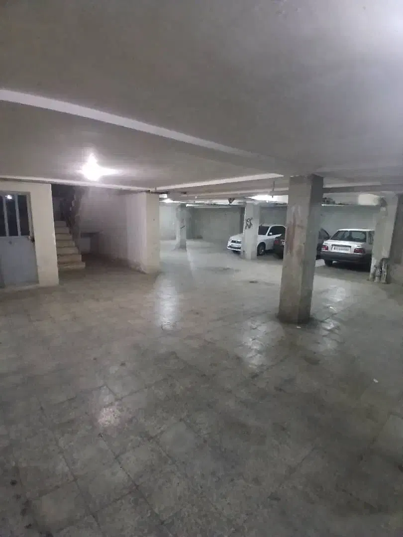 آپارتمان زیر قیمت|فروش آپارتمان|هشتگرد, شهرک گلها|دیوار