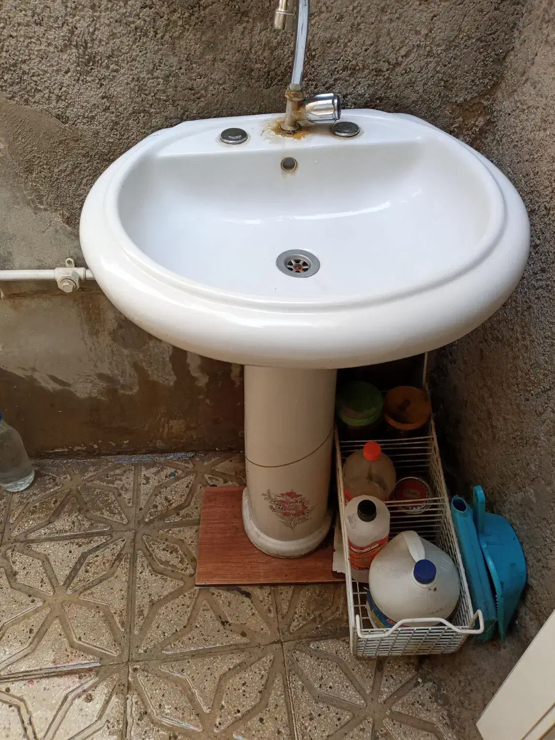 روشویی بزرگ سالم|لوازم سرویس بهداشتی|پاکدشت, حصار امیر|دیوار