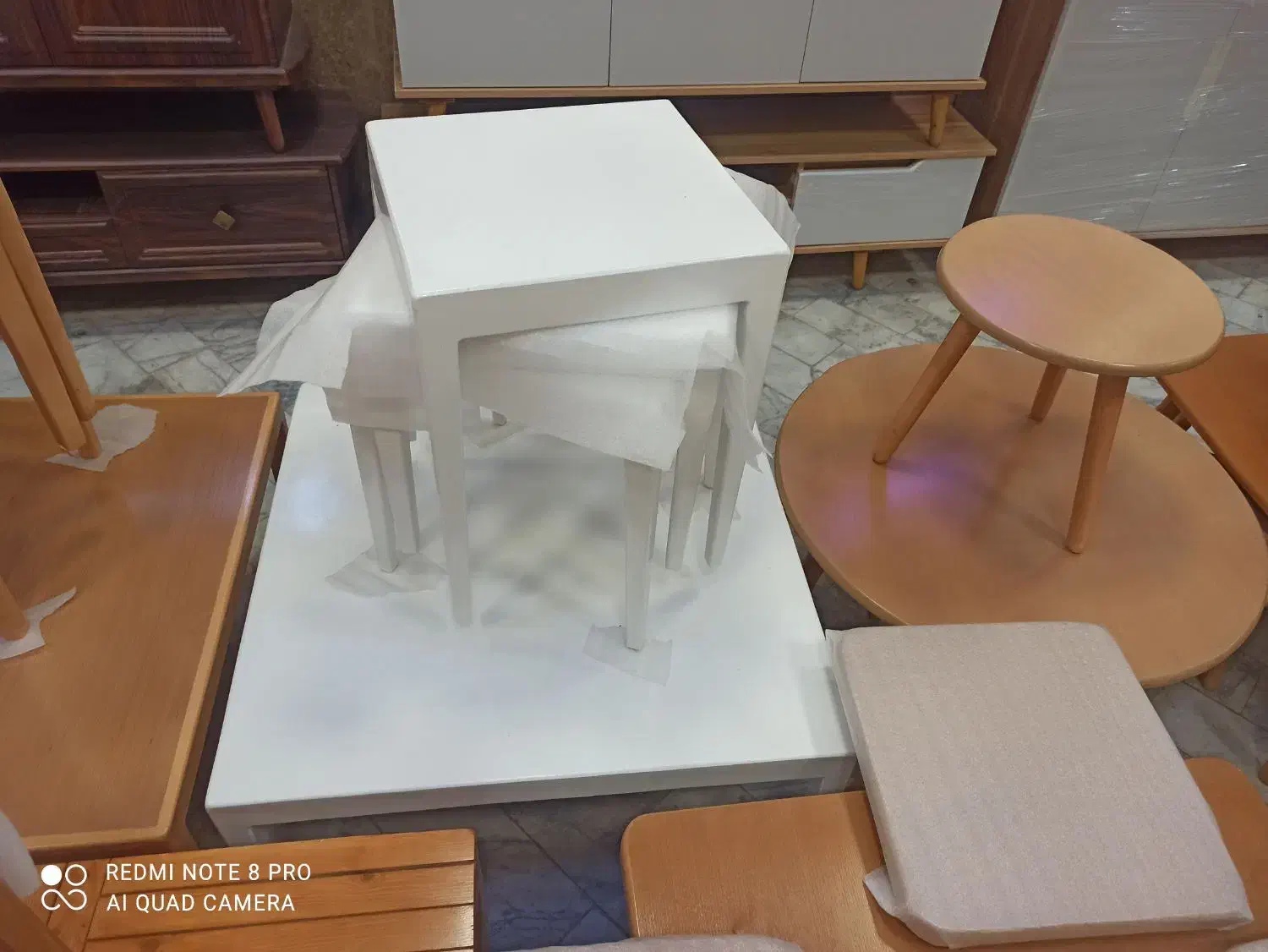 میز و گل میز نگار روسی|مبلمان خانگی و میز عسلی|شیراز, سلطان آباد|دیوار