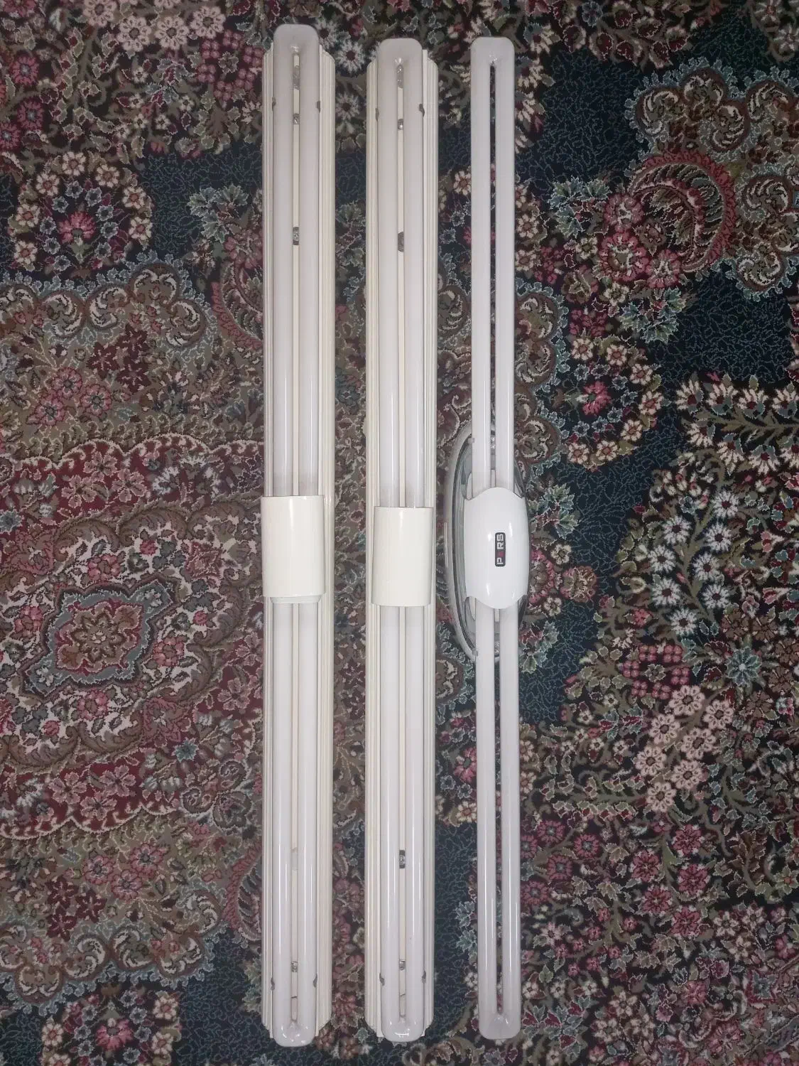 مهتابی در حد نو و سالم|لامپ و چراغ|قم, شهدا|دیوار