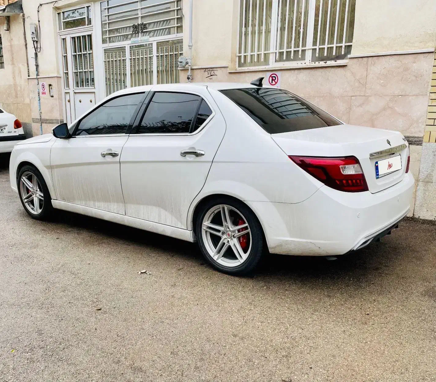 دنا پلاس ۱۴۰۱بی نظیر|خودرو سواری و وانت|شیراز, درکی|دیوار