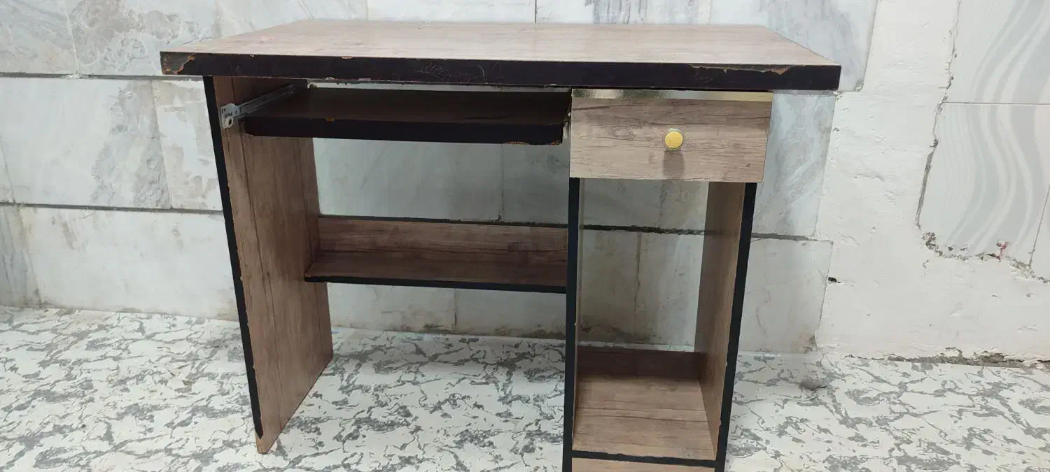 میز کامپیوتر، و آینه|میز تحریر و کامپیوتر|الیگودرز, |دیوار