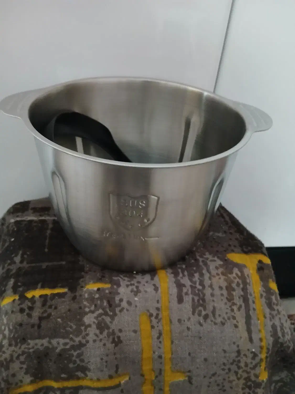 کاسه خردکن|خردکن، آسیاب، غذاساز|شیروان (لرستان), |دیوار