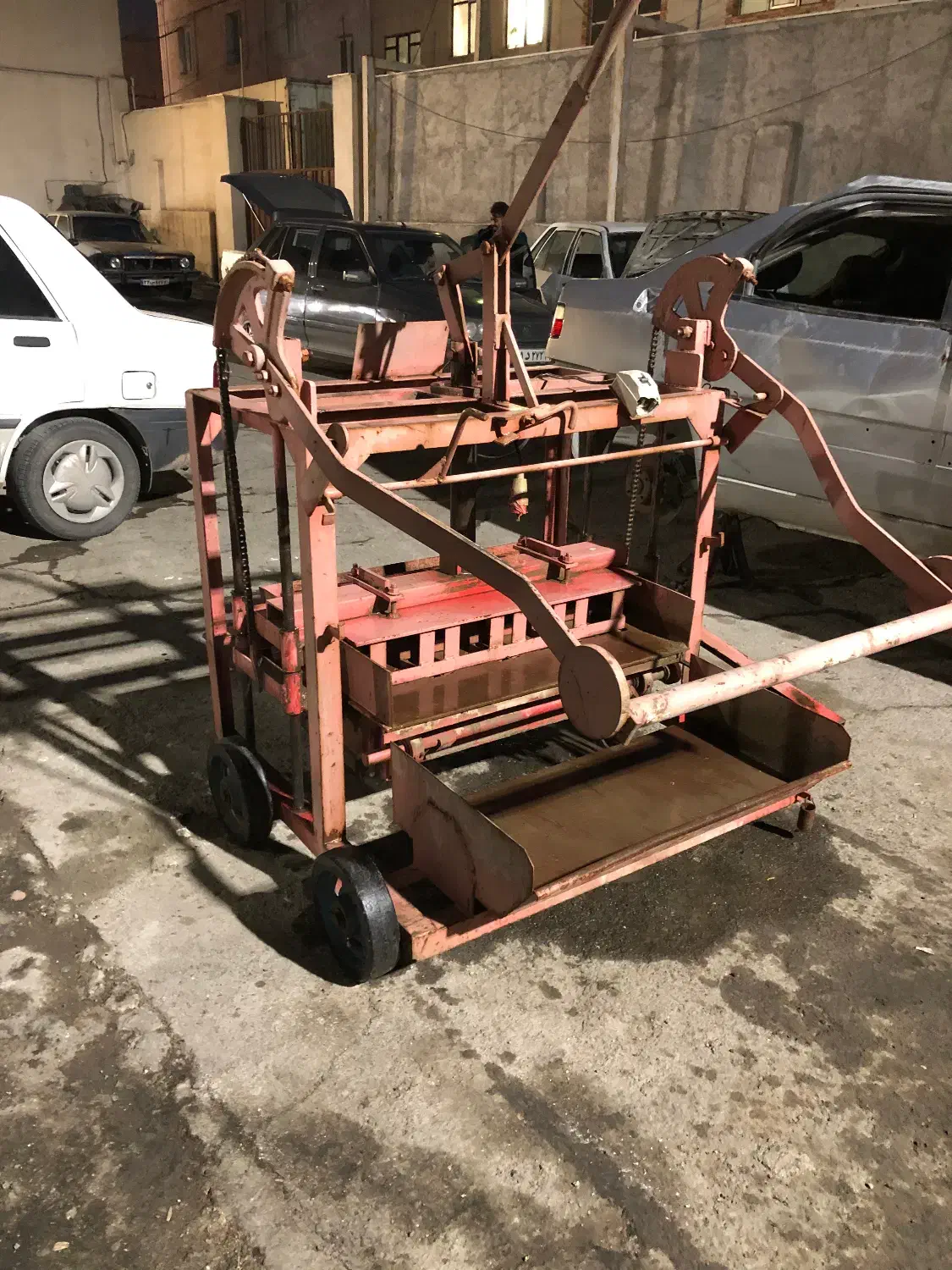 دستگاه بلوک زنی|ماشین‌آلات صنعتی|رباط‌کریم, رباط‌کریم|دیوار