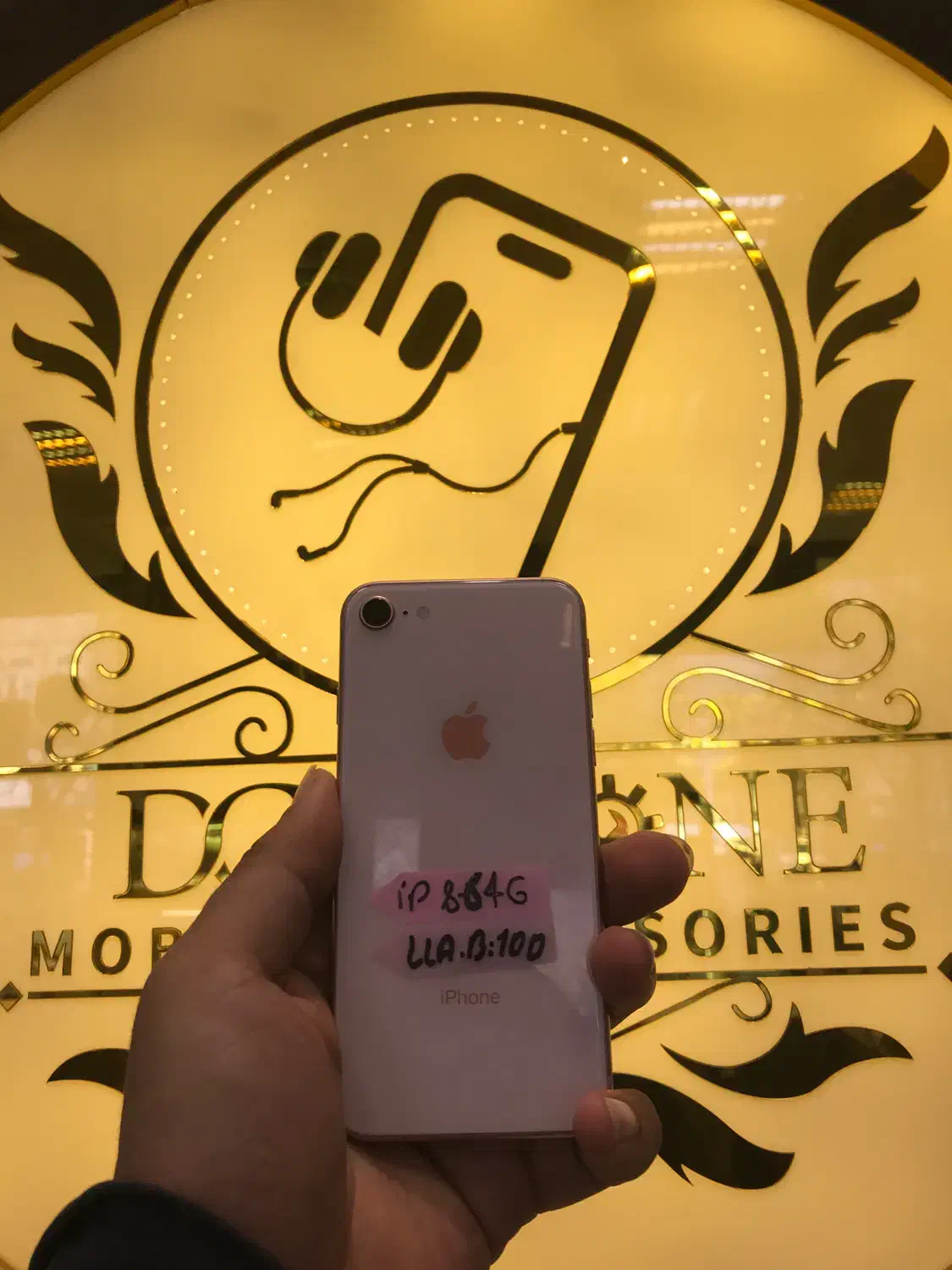 Iphone 8 زیر قیمت فزوخته شد|موبایل|تبریز, |دیوار