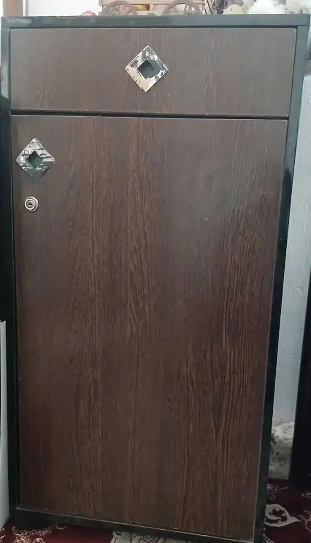 فروش کمد یا جا کفشی چرخ دار سالم جادار وکشو دار|جاکفشی، کمد، دراور|گلبهار, شهر جدید گلبهار|دیوار