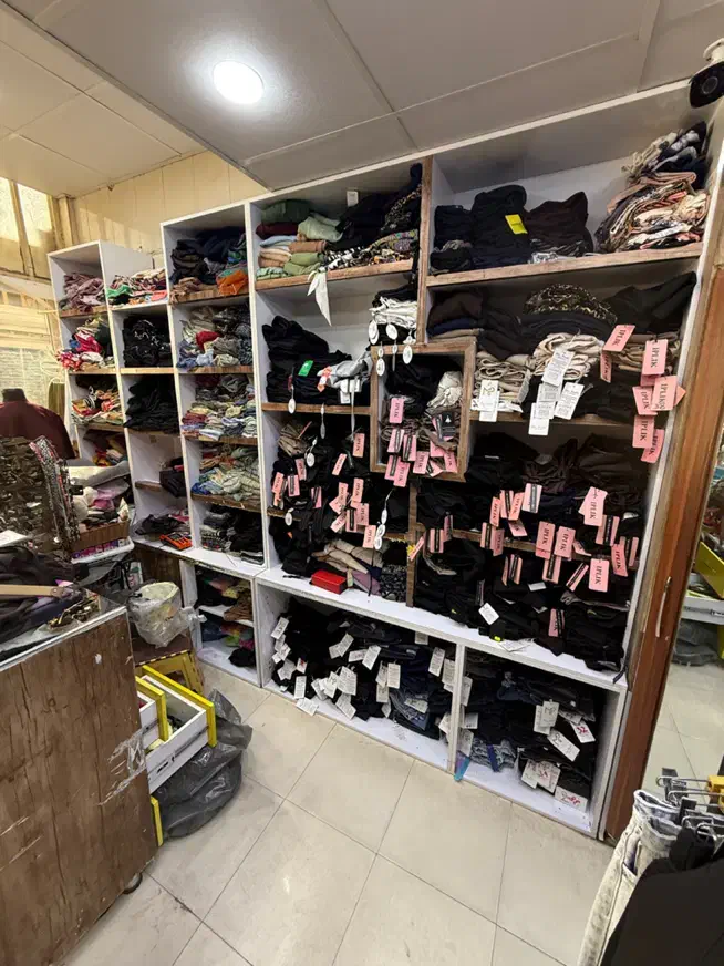 قفسه mdf و کمد های گلاس|فروشگاه و مغازه|اهواز, کوی آغاجاری|دیوار