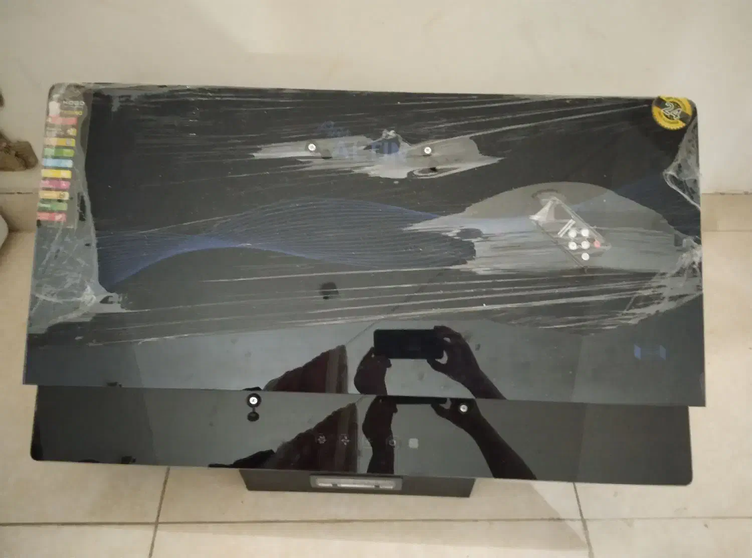 هود|هود|ایلام, |دیوار