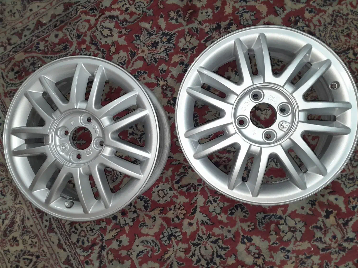 نقاشی و رنگ آمیزی رینگ و تمامی قطعات خودرو|قطعات یدکی و لوازم جانبی|تهران, استقلال|دیوار