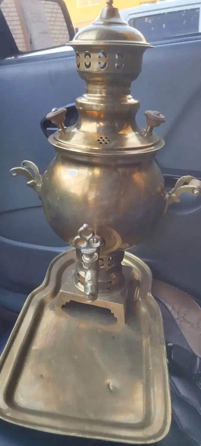 یک عددسماورقدیمی دکوری بفروش میرسد|کلکسیون اشیاء عتیقه|الوند, |دیوار