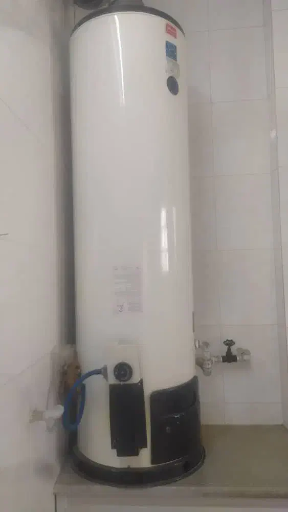 ابگرمکن نو|آبگرمکن، پکیج، شوفاژ|شیراز, گلشن|دیوار