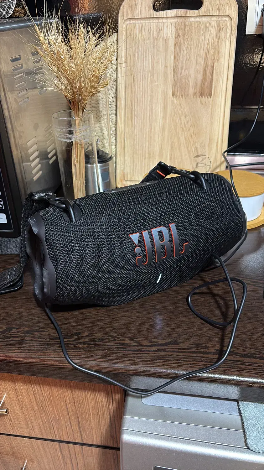 اسپیکر Jbl xtreme 4|سیستم صوتی خانگی|شیراز, زرهی|دیوار