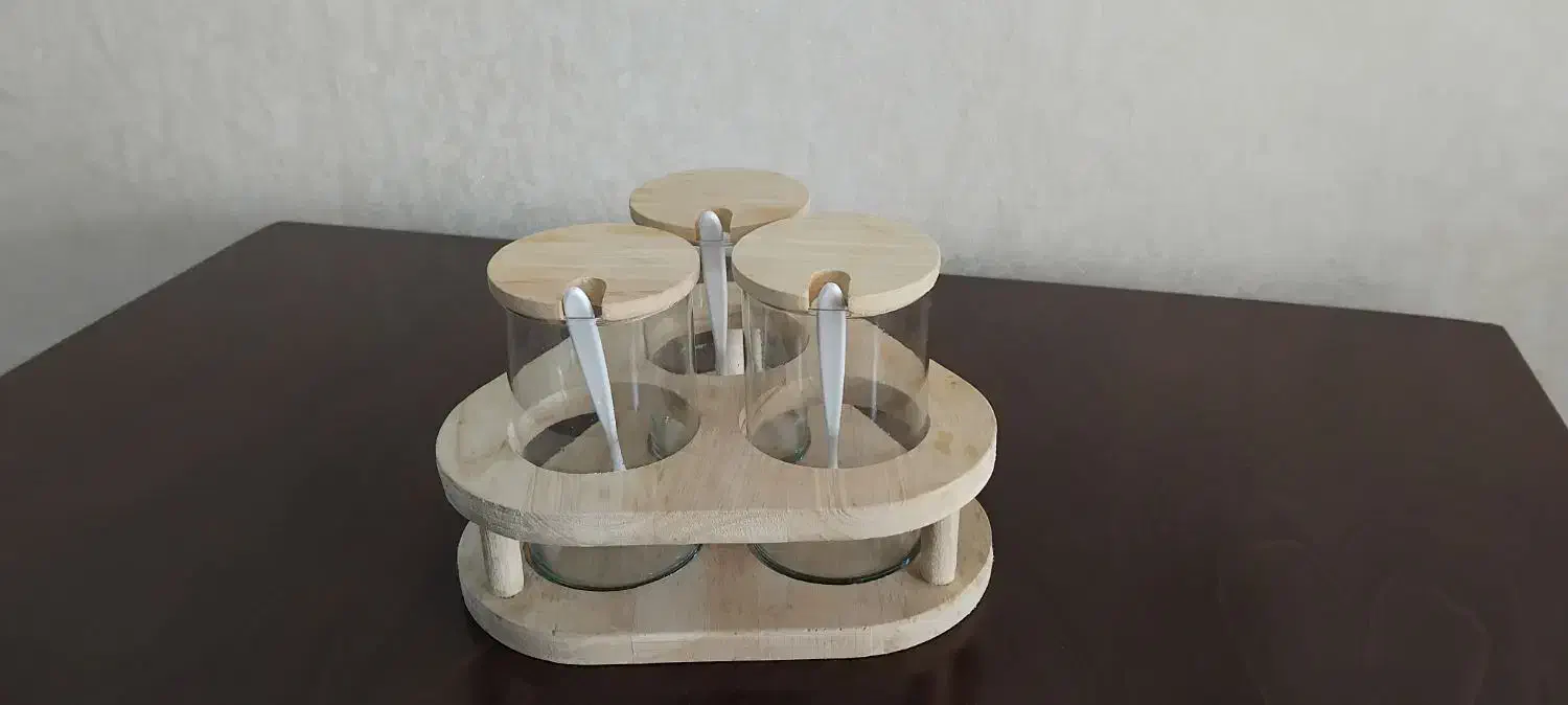 پاسماری ۳ تایی به همراه استند چوبی|ظروف نگهدارنده، پلاستیکی، یکبارمصرف|رشت, کوی مهر|دیوار