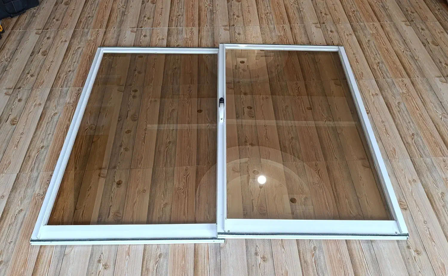 پنجره آلومینیومی صنایع سنگین|مصالح و تجهیزات ساختمان|رشت, فرودگاه سردار جنگل رشت|دیوار