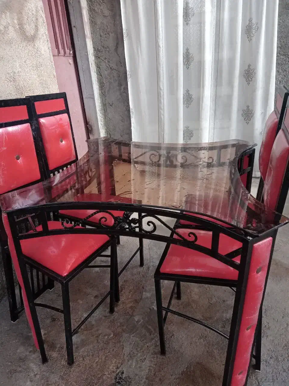 میز نهار خوری|میز و صندلی غذاخوری|مشهد, کوشک مهدی|دیوار