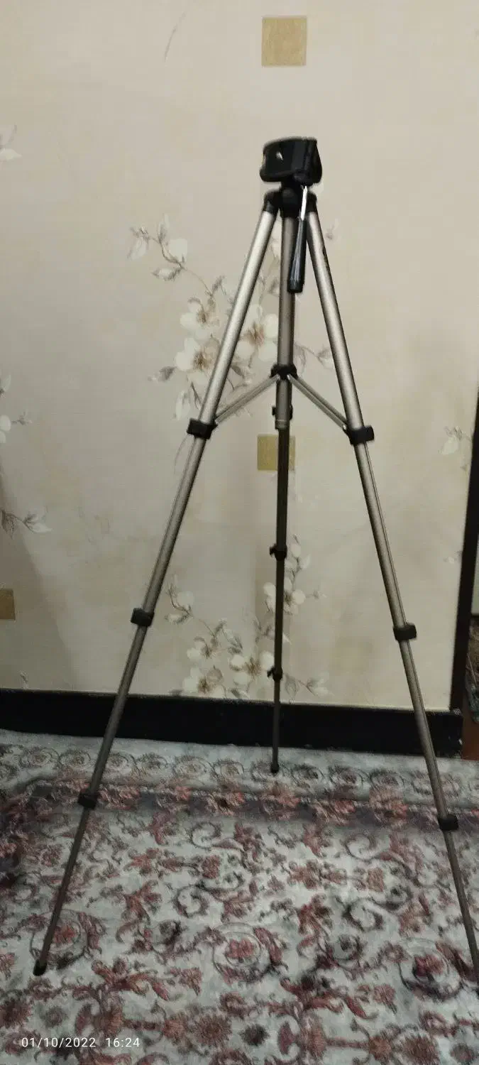 پایه موبایل و دوربین نو|دوربین عکاسی و فیلم‌برداری|تهران, شهرک رضویه|دیوار