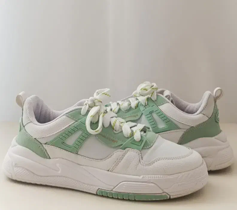 کفش اسپورت دخترانه|کیف، کفش، کمربند|جلفا, |دیوار