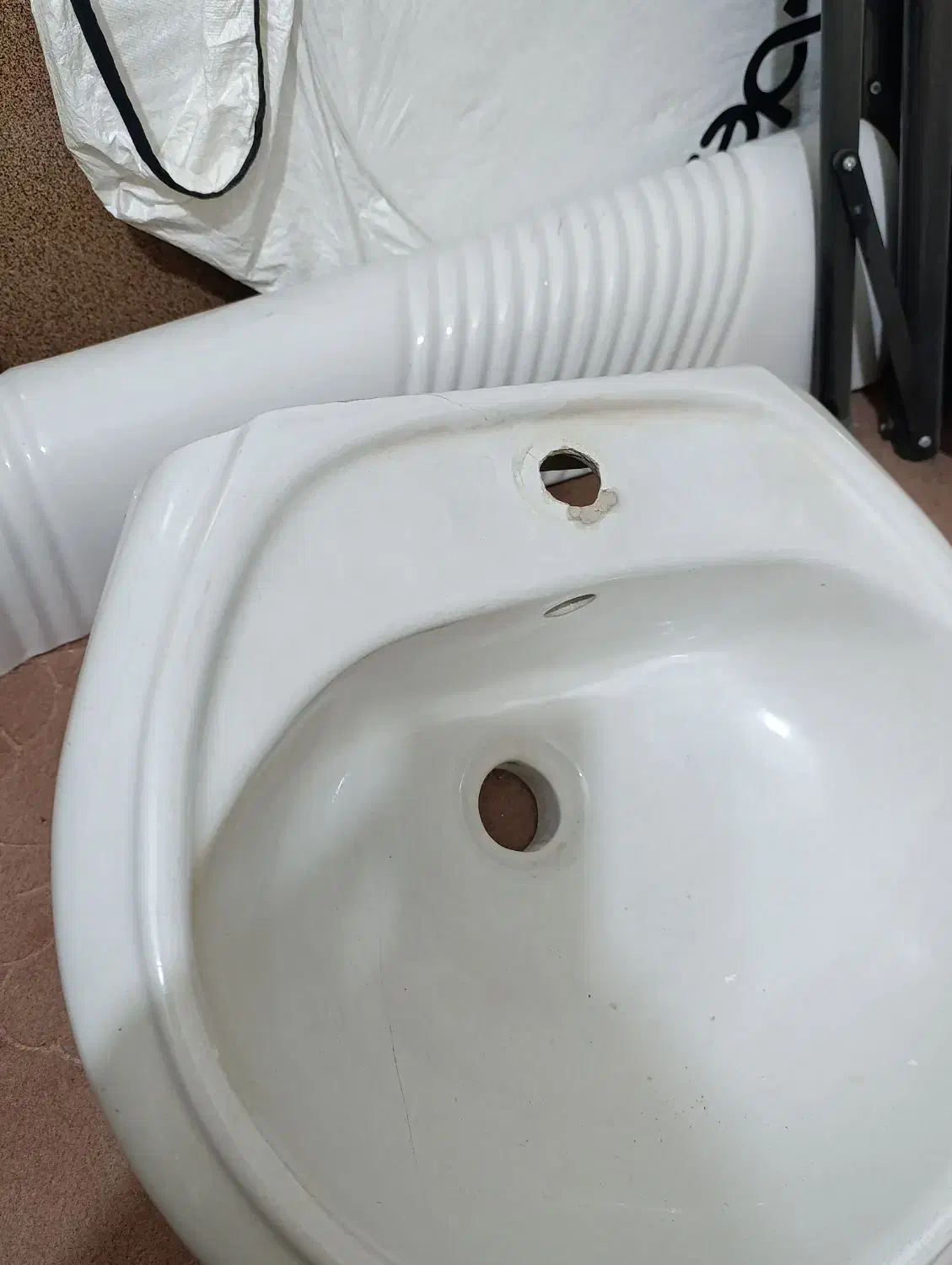 روشویی نو|لوازم سرویس بهداشتی|قم, شهید صیاد شیرازی|دیوار