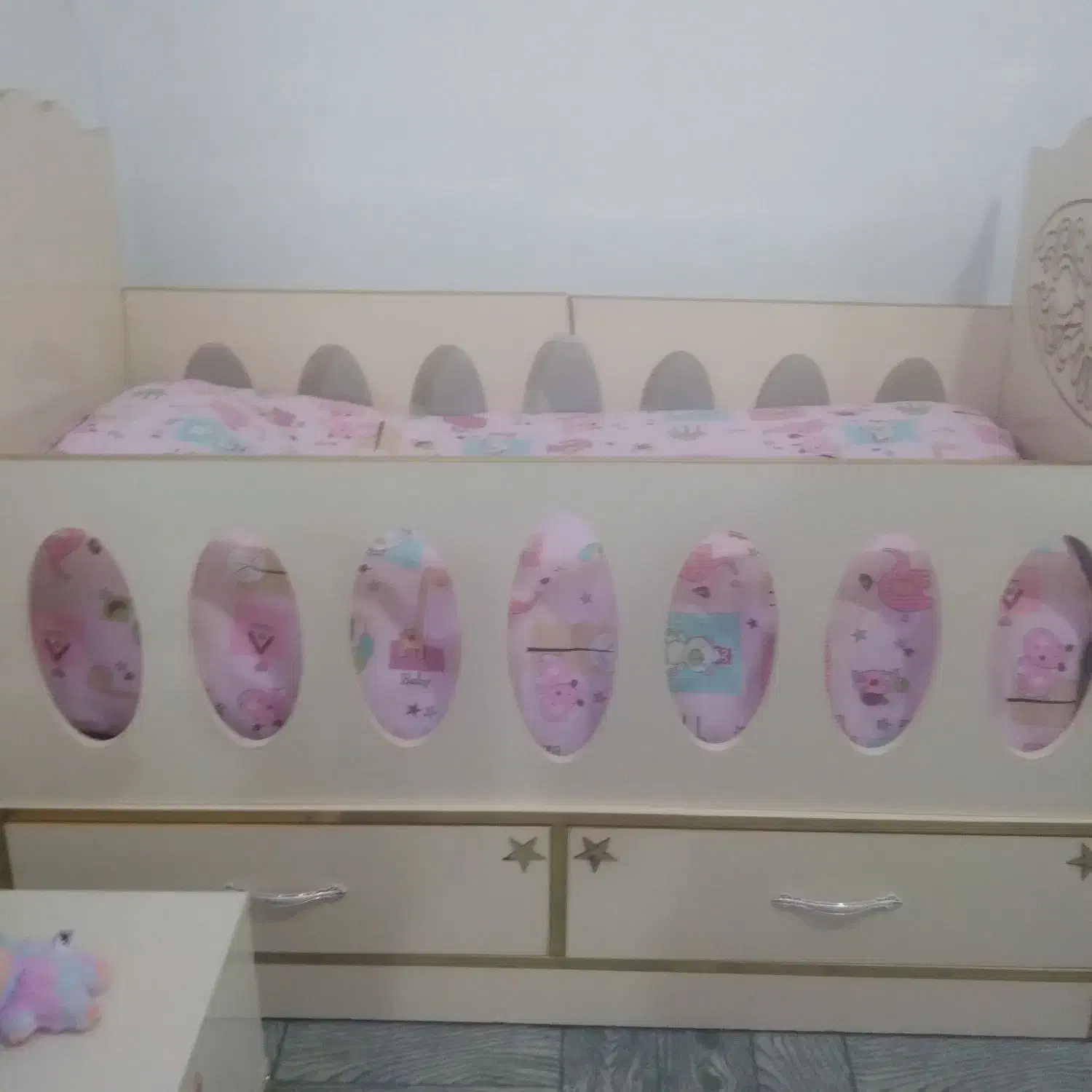 تخت وکمد کودک|تخت و صندلی بچه|سلماس, |دیوار