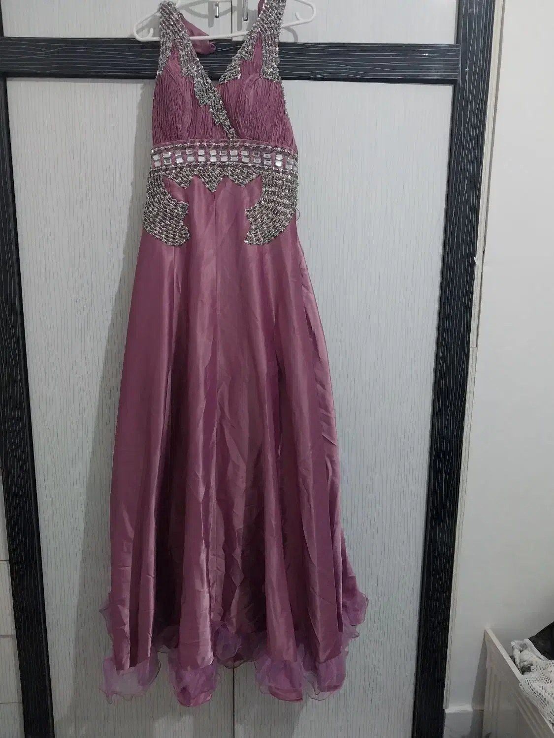 پیراهن مجلسی|لباس|باخزر, |دیوار