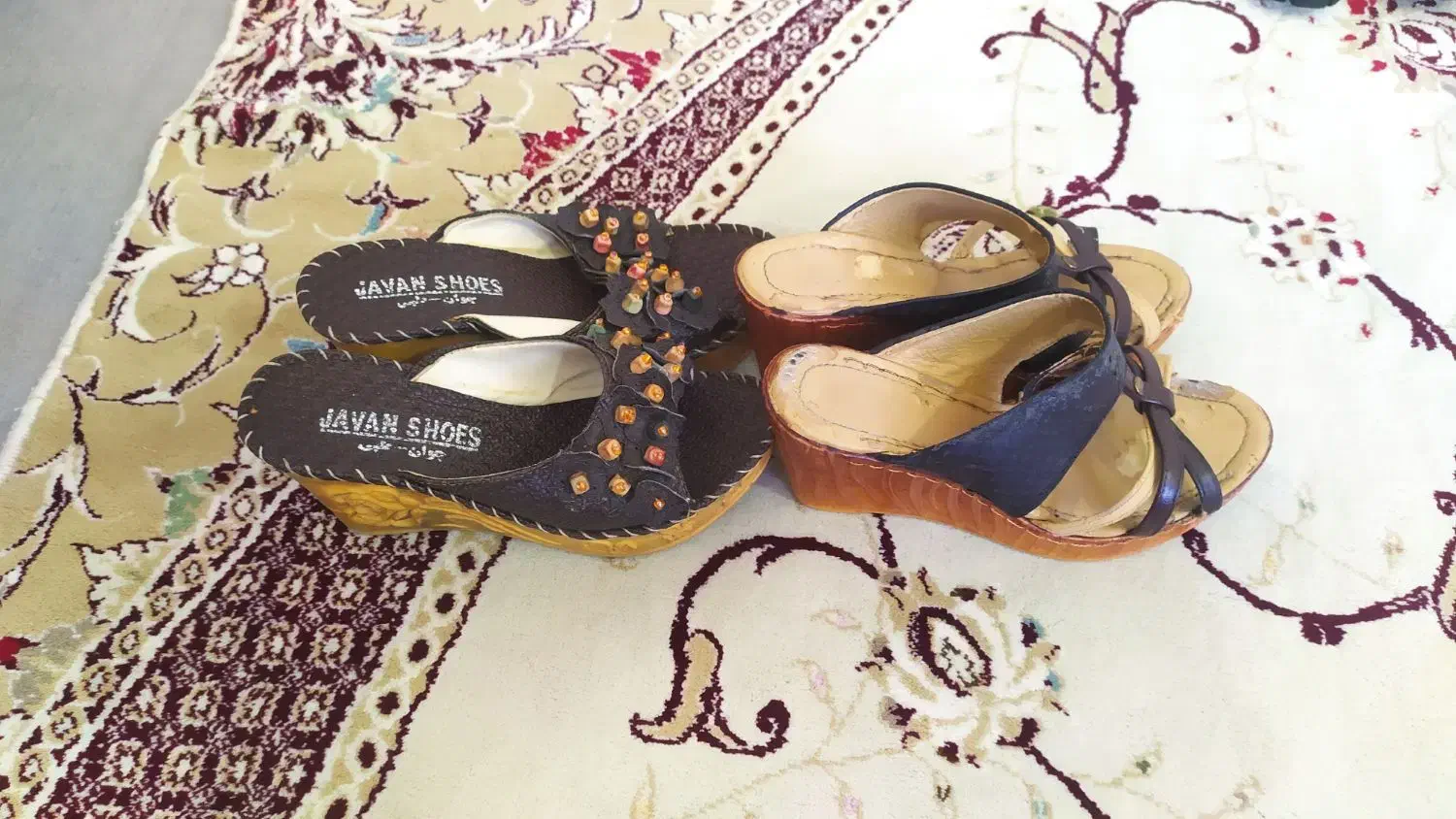 کفش زنانه و دخترانه|کیف، کفش، کمربند|بانه, |دیوار