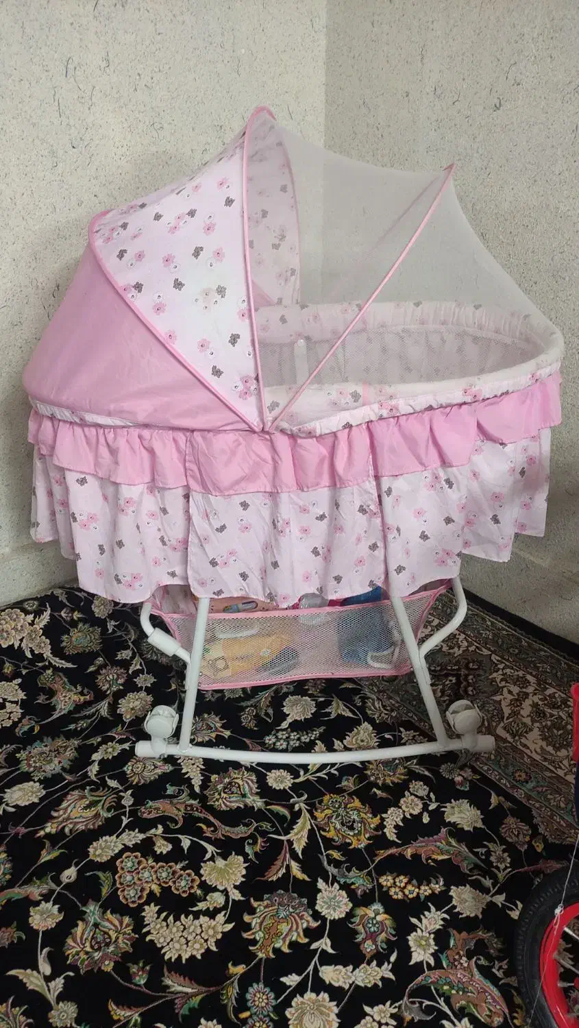 تخت گهواره ای|تخت و صندلی بچه|مشهد, محمدآباد|دیوار