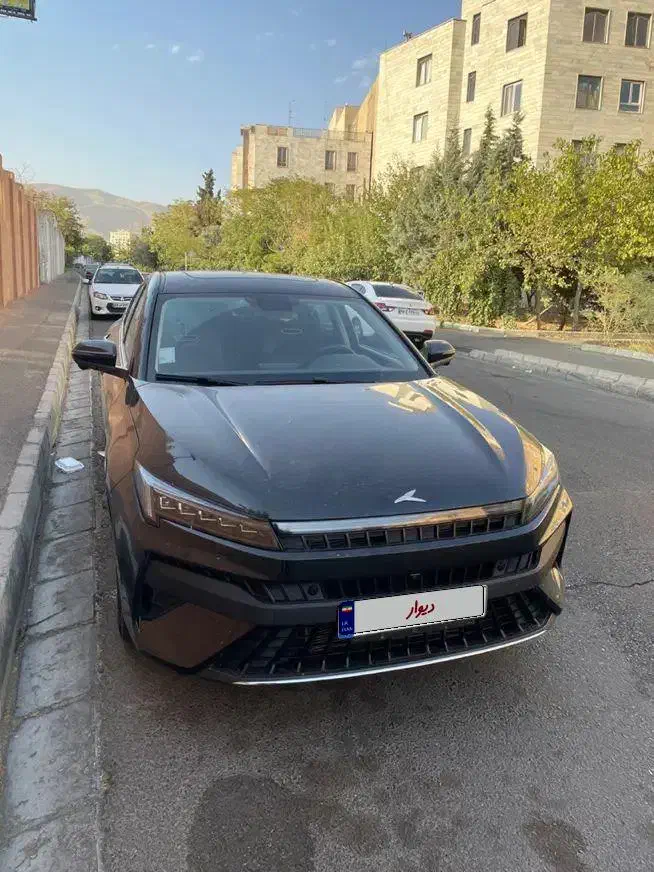 کی ام سی j7   Kmc 1402|خودرو سواری و وانت|تهران, جنت‌آباد مرکزی|دیوار