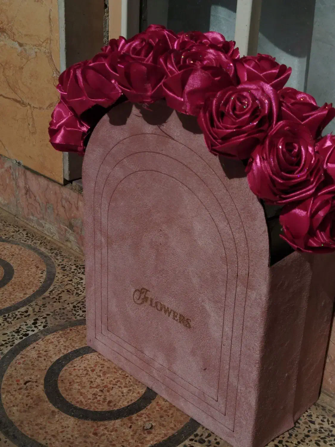 هدیه|گل مصنوعی|کوهدشت, |دیوار