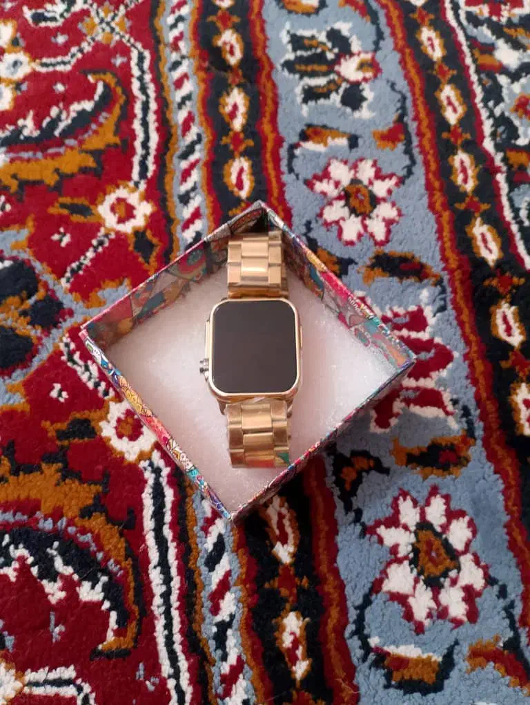 ساعت نو|ساعت|زاهدان, |دیوار