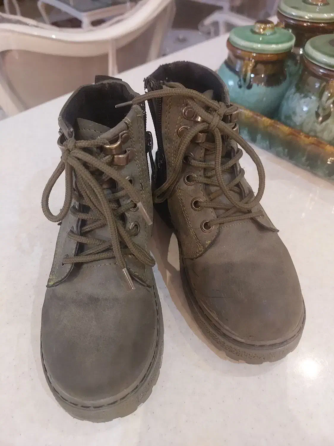 نیم بوت پسرانه|کفش و لباس بچه|کهریزک, |دیوار