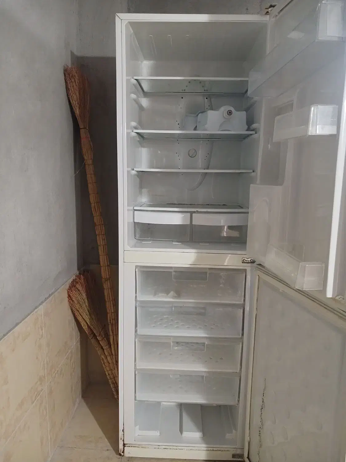 یخچال فریز الکترواستیل|یخچال و فریزر|بابل, |دیوار