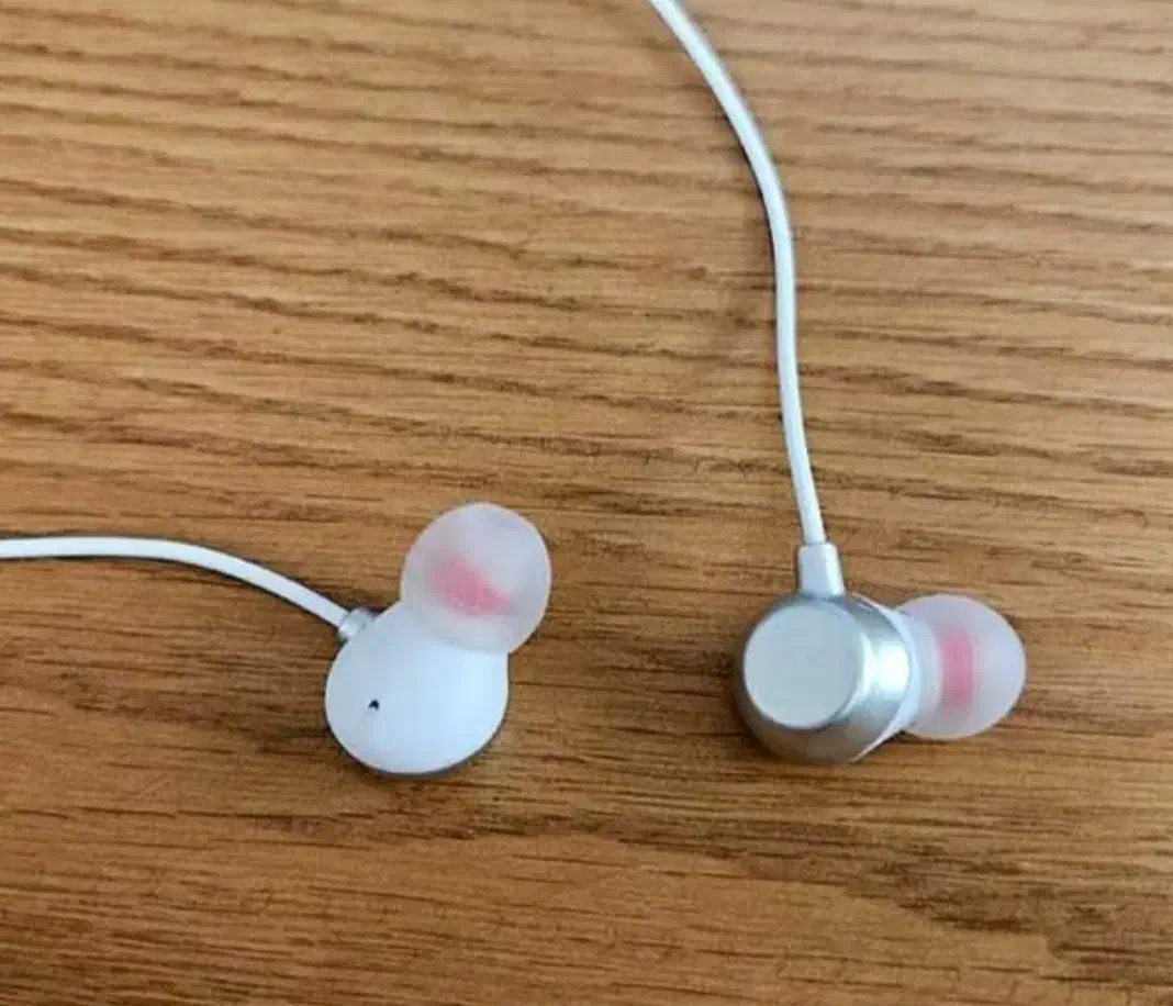 هندزفری  بلوتوثی شارژی اسپرت|لوازم جانبی موبایل و تبلت|شیراز, تحویلی|دیوار