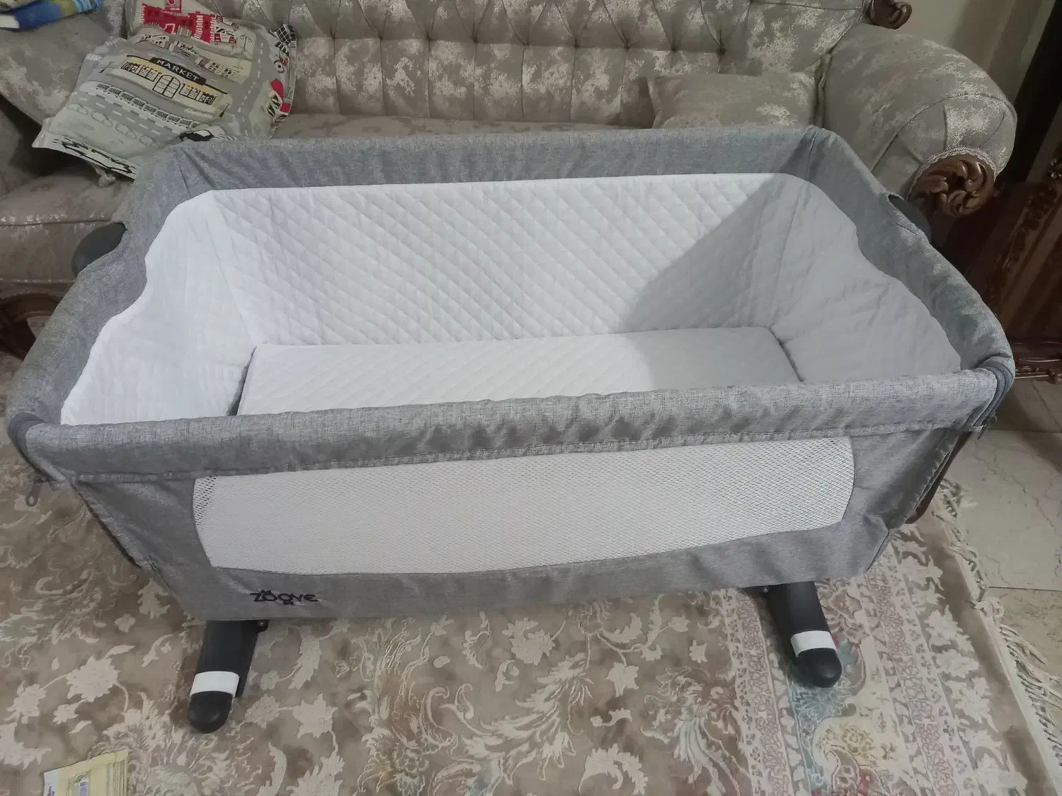 تخت کنار مادرو گهواره|تخت و صندلی بچه|تهران, قلمستان|دیوار