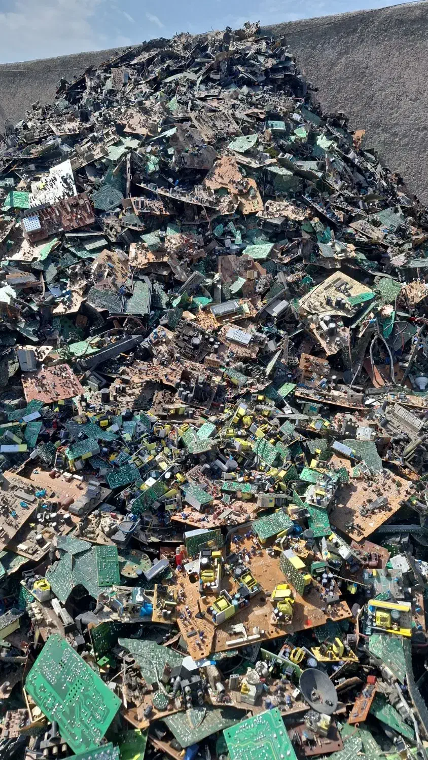 خرید عمده ضایعات برد کامپیوتر|قطعات و لوازم جانبی رایانه|صباشهر, |دیوار