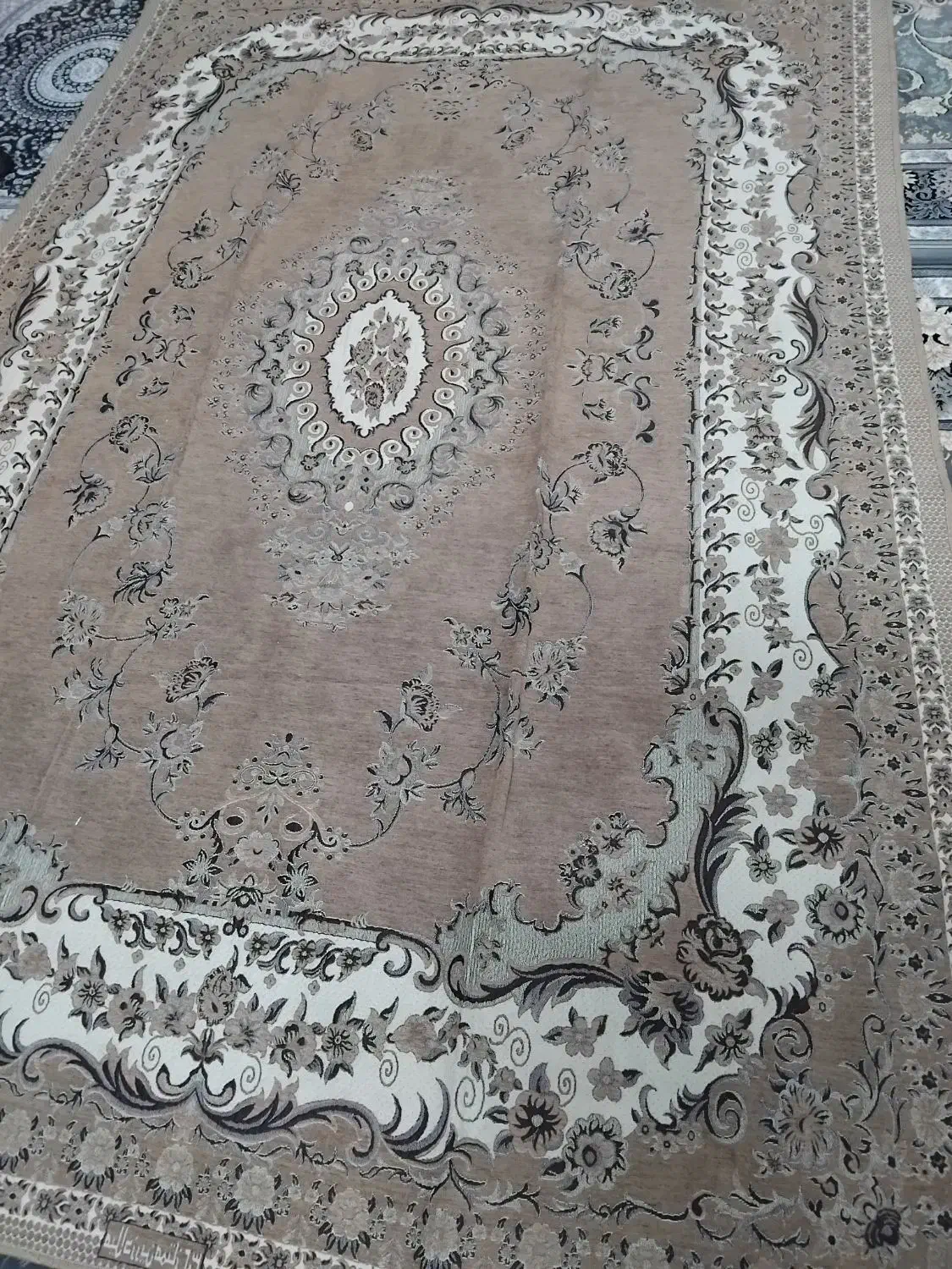 ۲عددروفرشی مخمل برجسته|روفرشی|قم, لسانی|دیوار