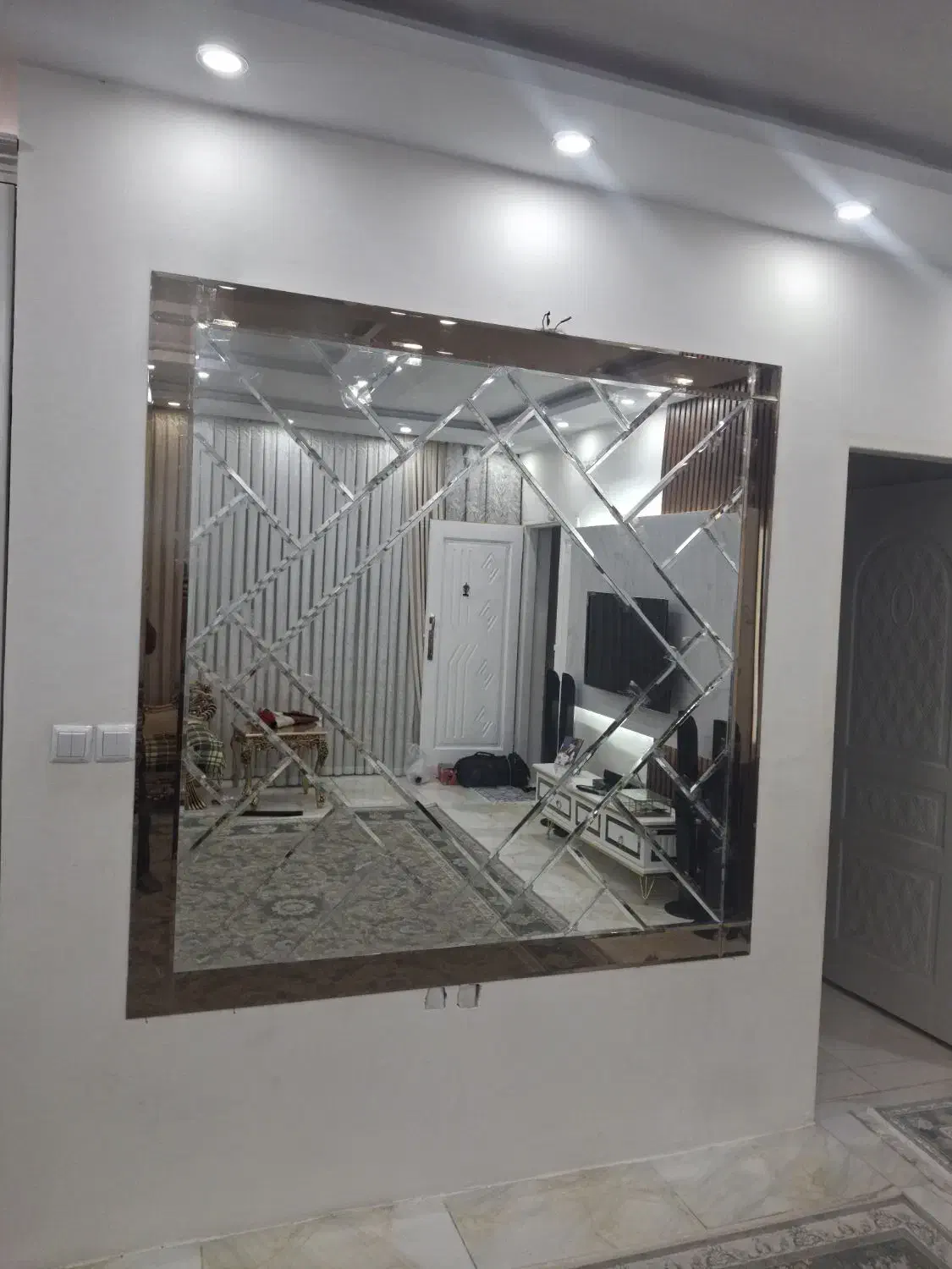 آینه کاری دکوراتیو|آینه|فردیس, فردیس|دیوار