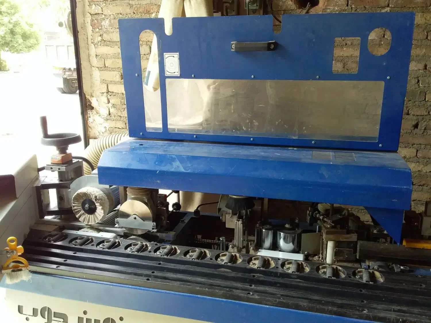 لبه چسبان نوین چوب .درحد نو|ماشین‌آلات صنعتی|سلماس, |دیوار