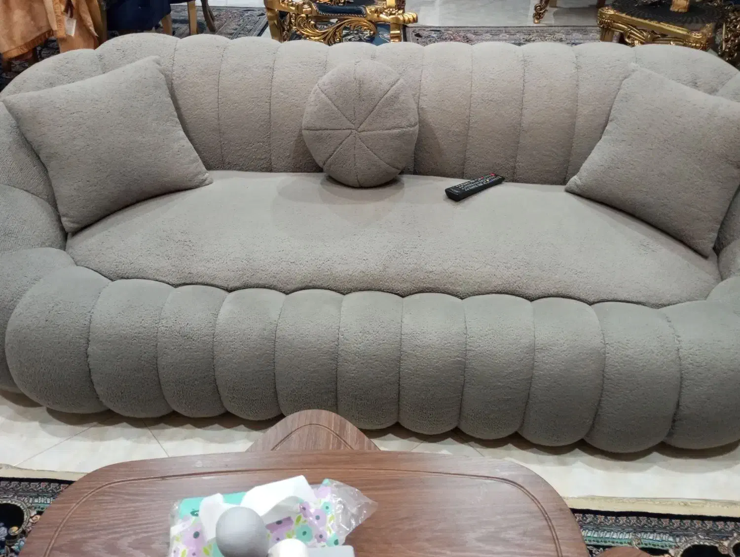 مبل ۸ نفره|مبلمان خانگی و میز عسلی|پاکدشت, پاکدشت (مامازند)|دیوار