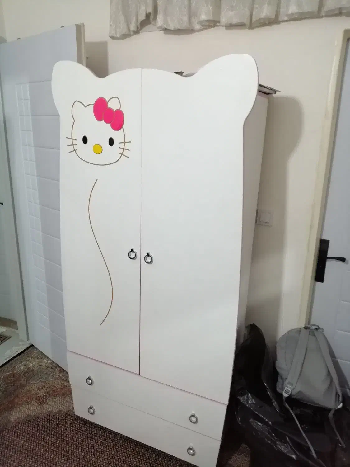 تخت، کمد، ویترین بچه طرح کیتی|تخت و سرویس خواب|محمدشهر, همایون ویلا|دیوار