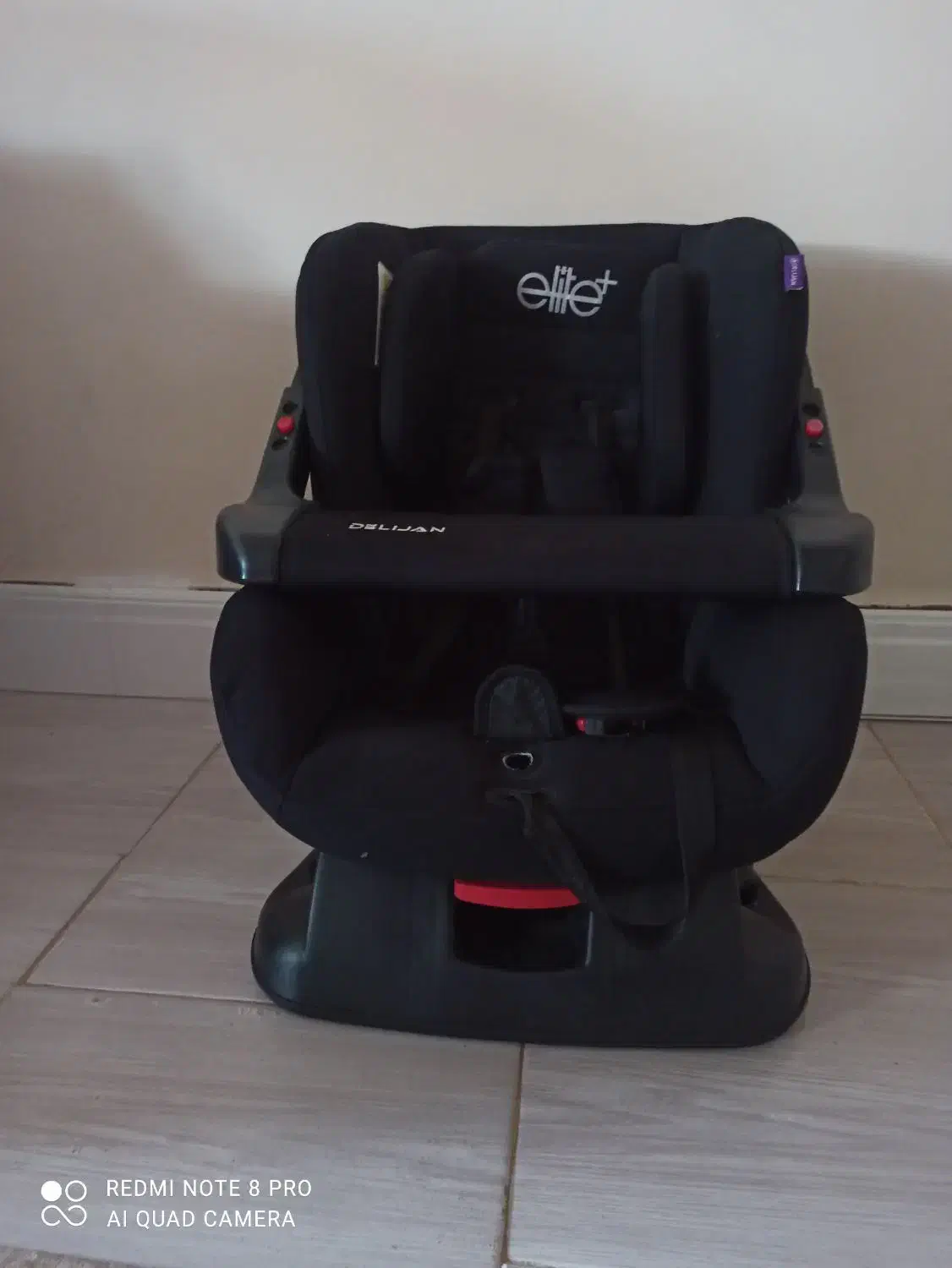 صندلی ماشین کودک سالم و کم کارکرد|تخت و صندلی بچه|نکا, |دیوار