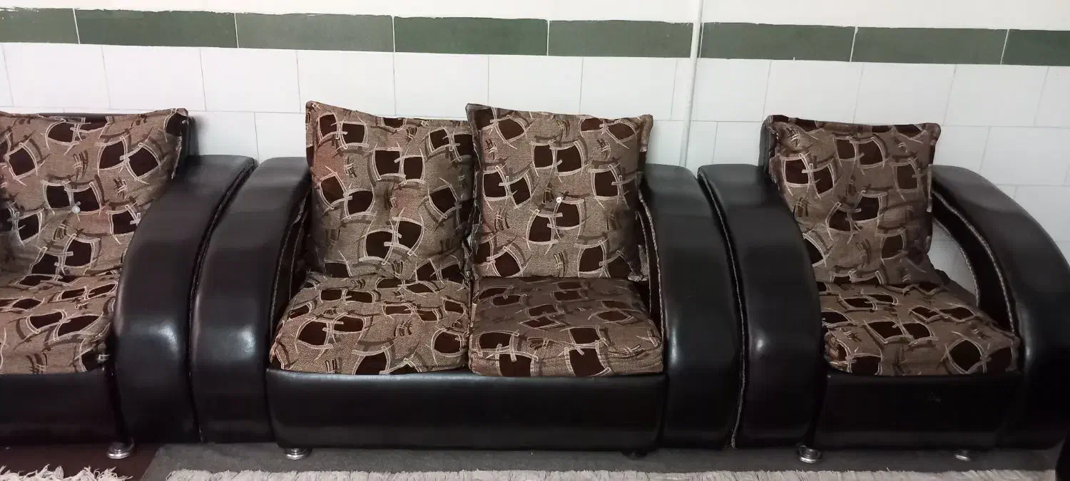 مبل وعسلی دست دوم|مبلمان خانگی و میز عسلی|یزد, |دیوار