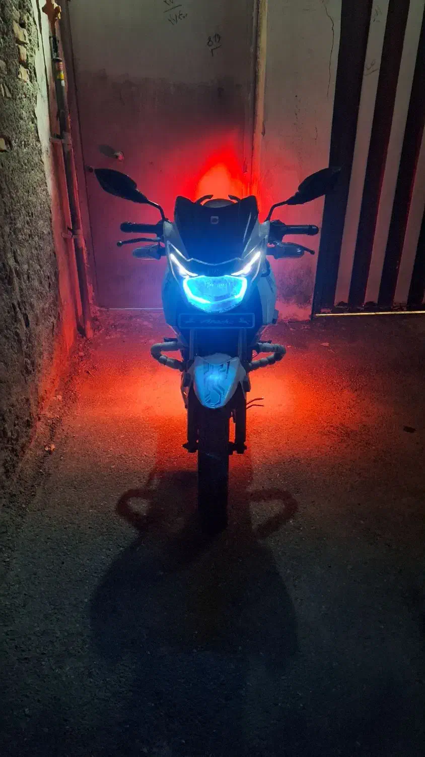 موتور آپاچی صحیح و سالم|موتورسیکلت|گرگان, |دیوار