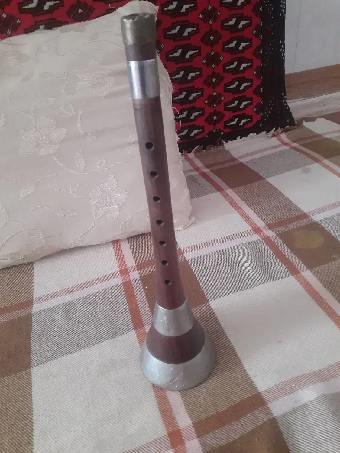 ساز|سازهای سنتی|پیشوا, |دیوار