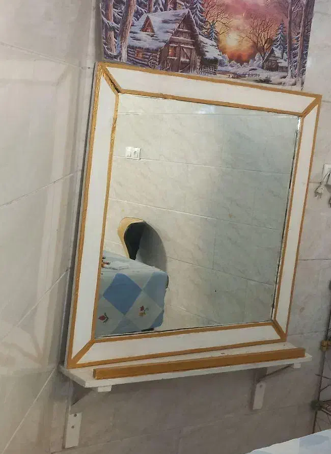 ایینه مربعی|آینه|کرمان, |دیوار