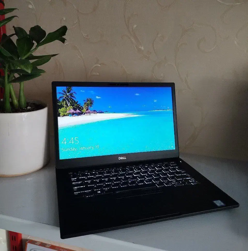 لپ تاپ حرفه ای و مدرن Dell i7-8650 نسل 8/8هسته ای|رایانه همراه|تهران, نازی‌آباد|دیوار