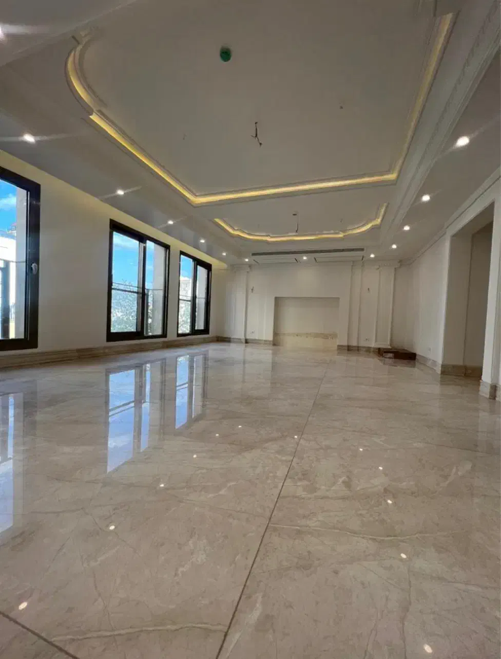 محمودیه زعفرانیه فروش واحد۳۰۰ متری اکازیون|فروش آپارتمان|تهران, محمودیه|دیوار