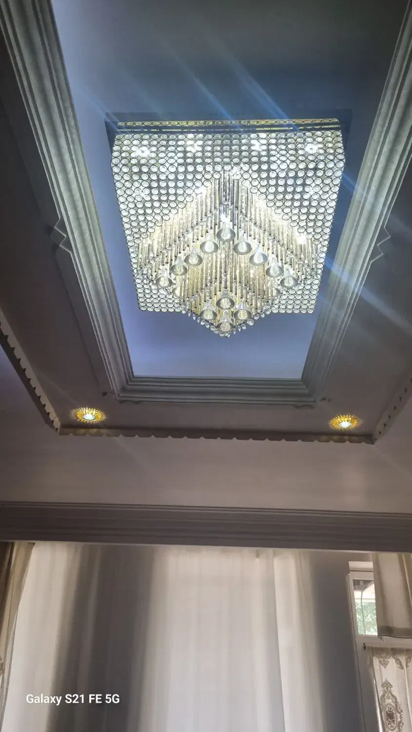 لوستر بلوتوثی کنترل دار سالم در حد نونو ۶۰سانت|لوستر و چراغ آویز|قم, دورشهر|دیوار