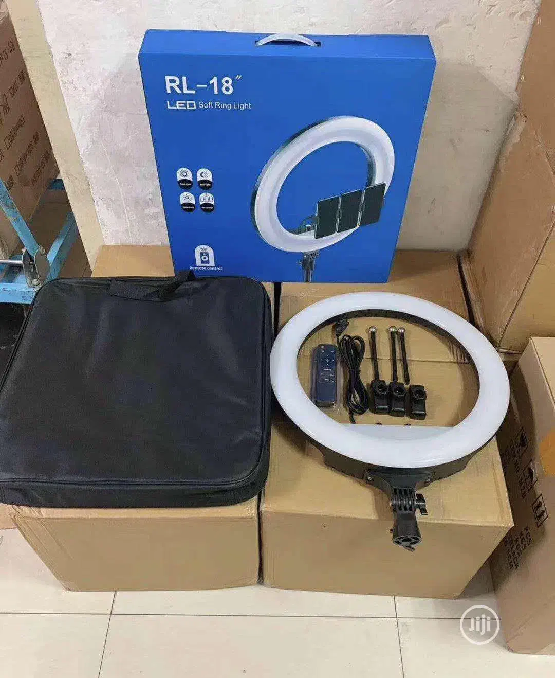 رینگ لایت سایز ۱۸|لامپ و چراغ|پاکدشت, پاکدشت (مامازند)|دیوار